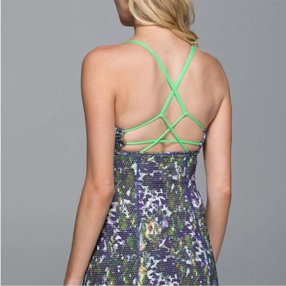 Lululemon Dancing Warrior Tank Women Size 6 - Picture 2 of 10